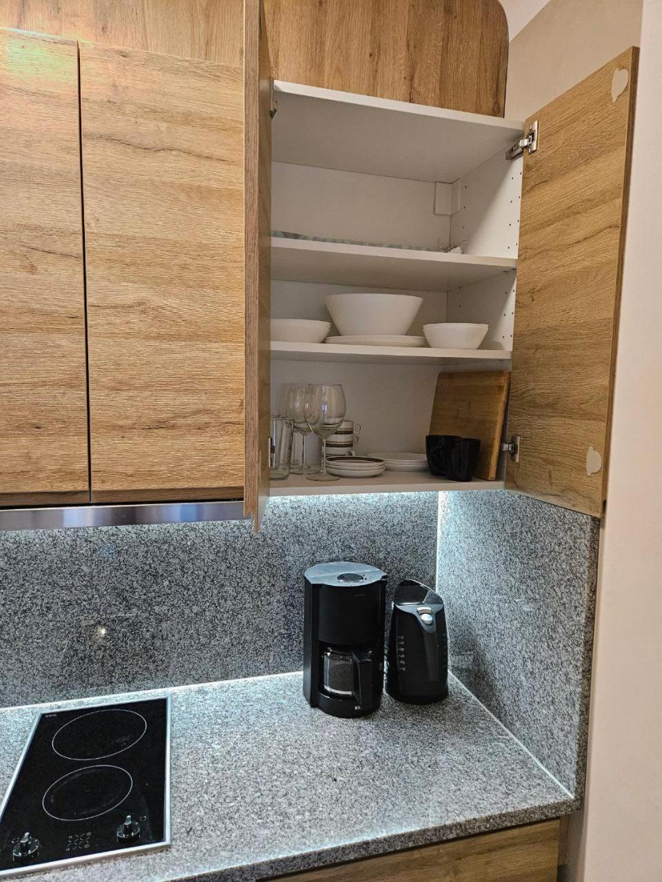 Danube Apartment Виена Екстериор снимка