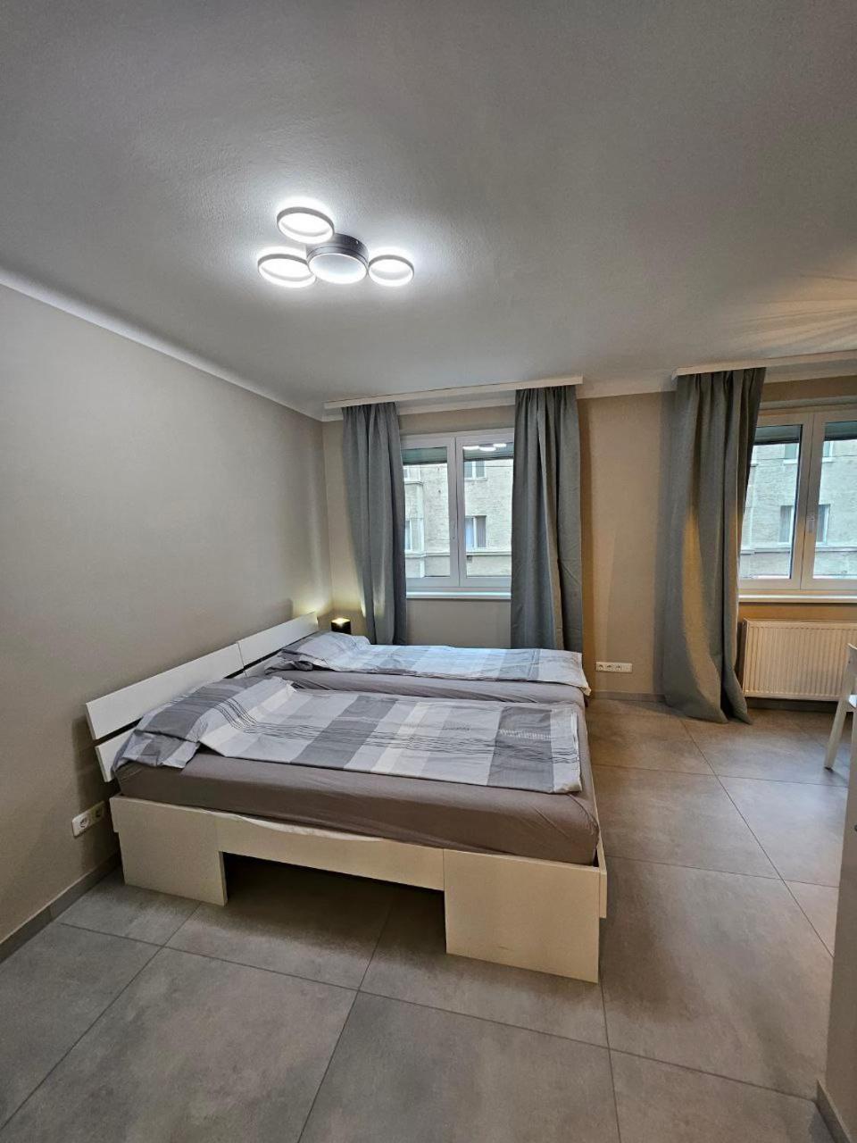 Danube Apartment Виена Екстериор снимка